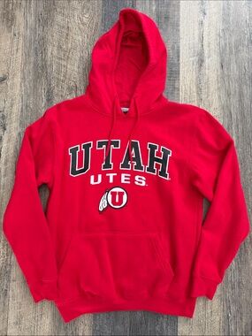 Red UTAH Utes Pullover Hoodie